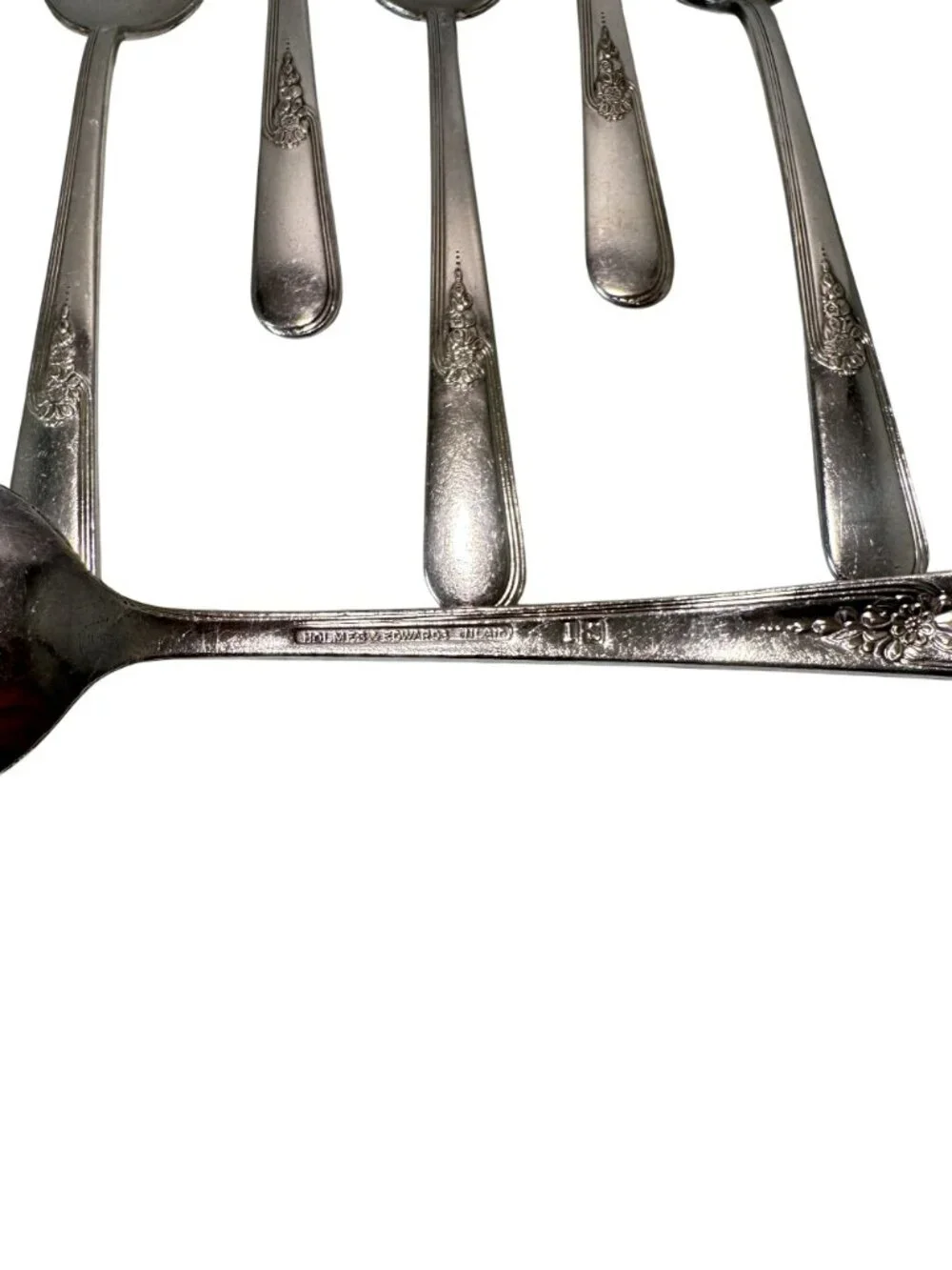 Holmes & Edwards Inlaid IS 1940's Silverware Set Youth Pattern 25 Pcs 6 Settings